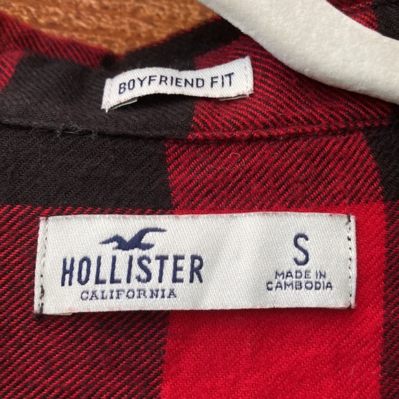 Hollister flannel shirts - Picture 2 of 3